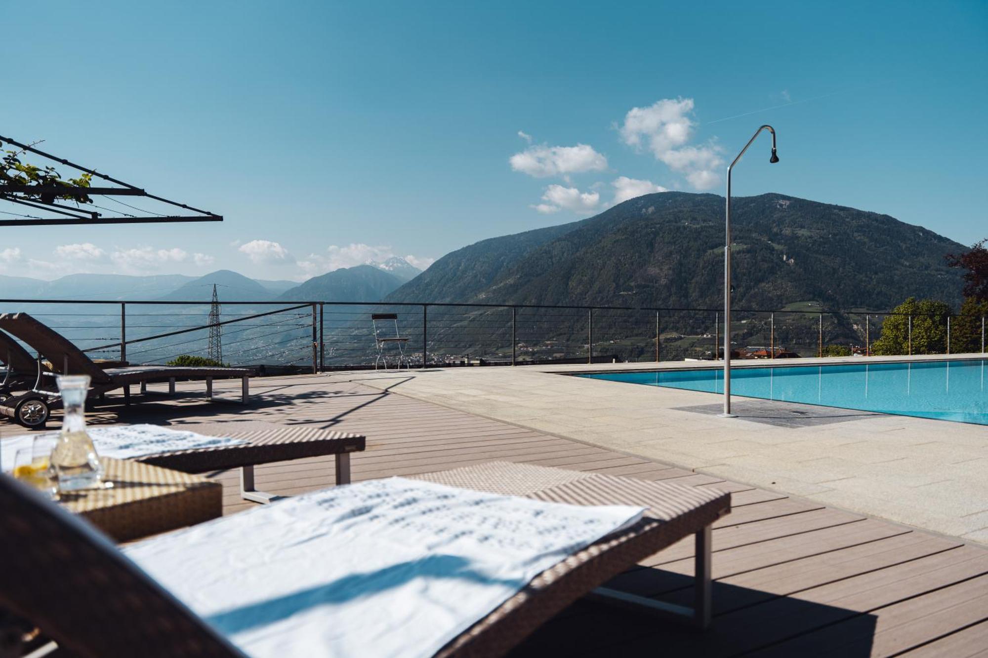 Appartement-Hotel Beatenhof 티롤로 외부 사진