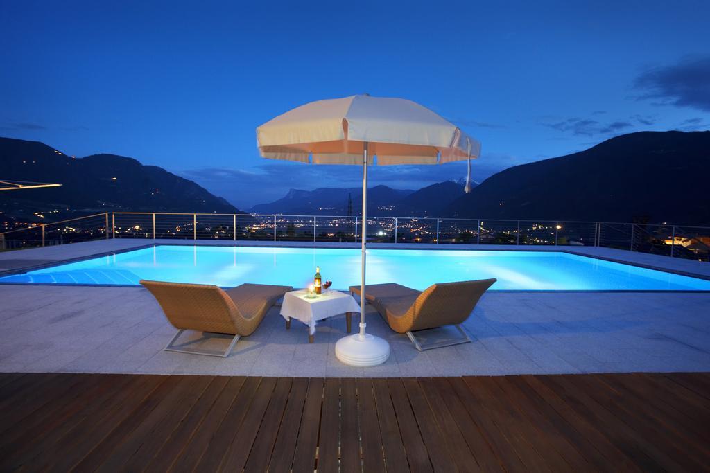 Appartement-Hotel Beatenhof 티롤로 외부 사진